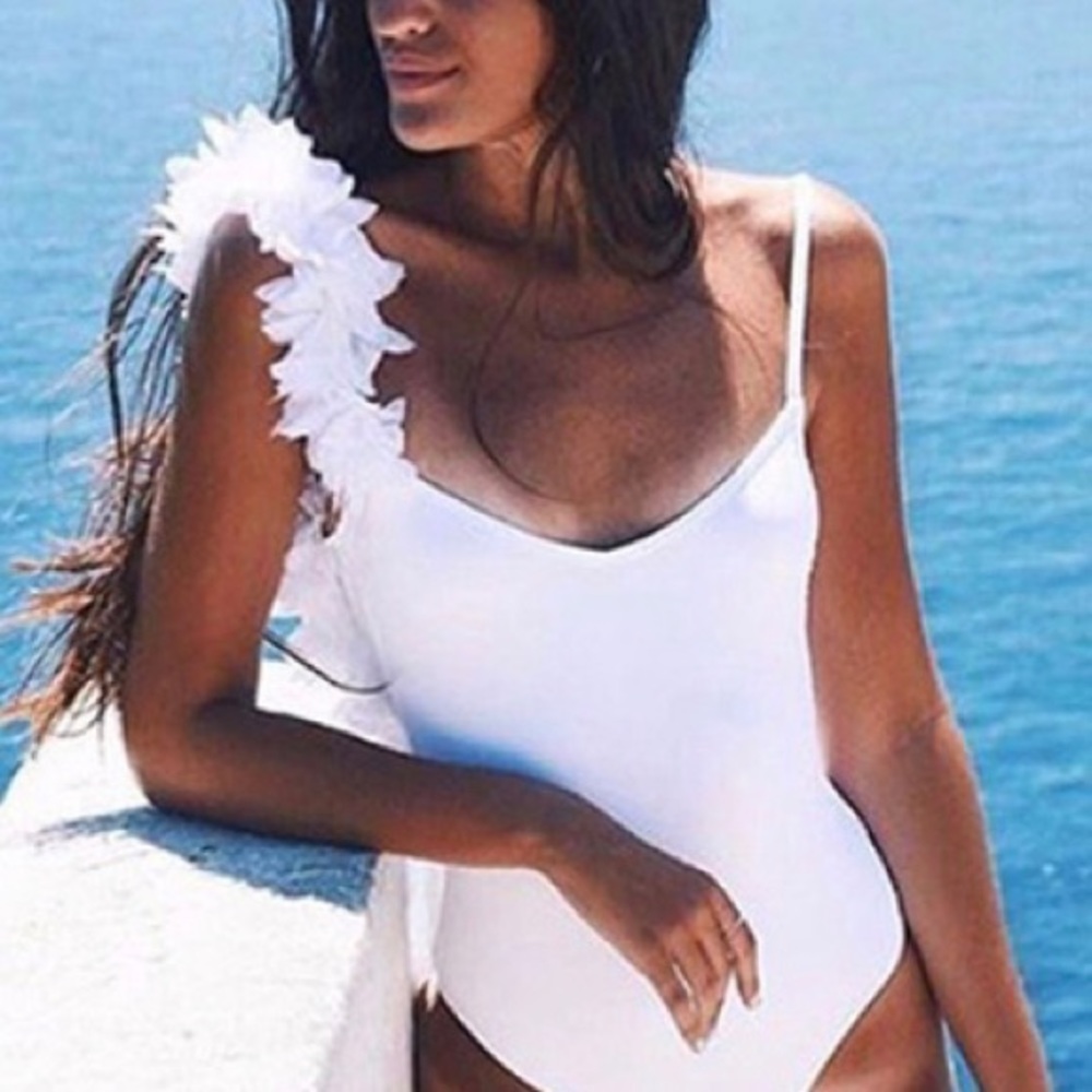 🍍One Piece Swimsuit/bodysuit - Ruffle Embellished